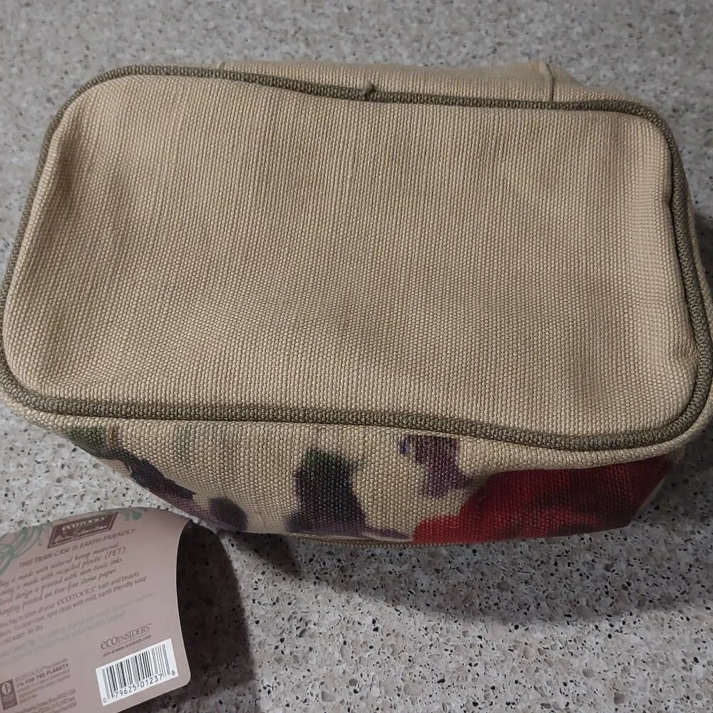 New With Tags Eco Tools by Alicia Silverstone Train Makeup Case